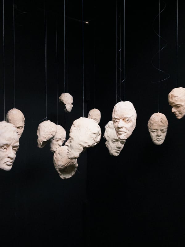 2025 Sep - 既右、又左